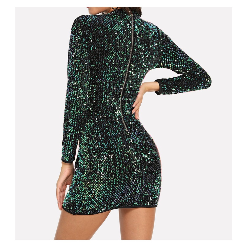 Green Long Sleeve Keyhole Sequin Mini Dress - Picture 2 of 5